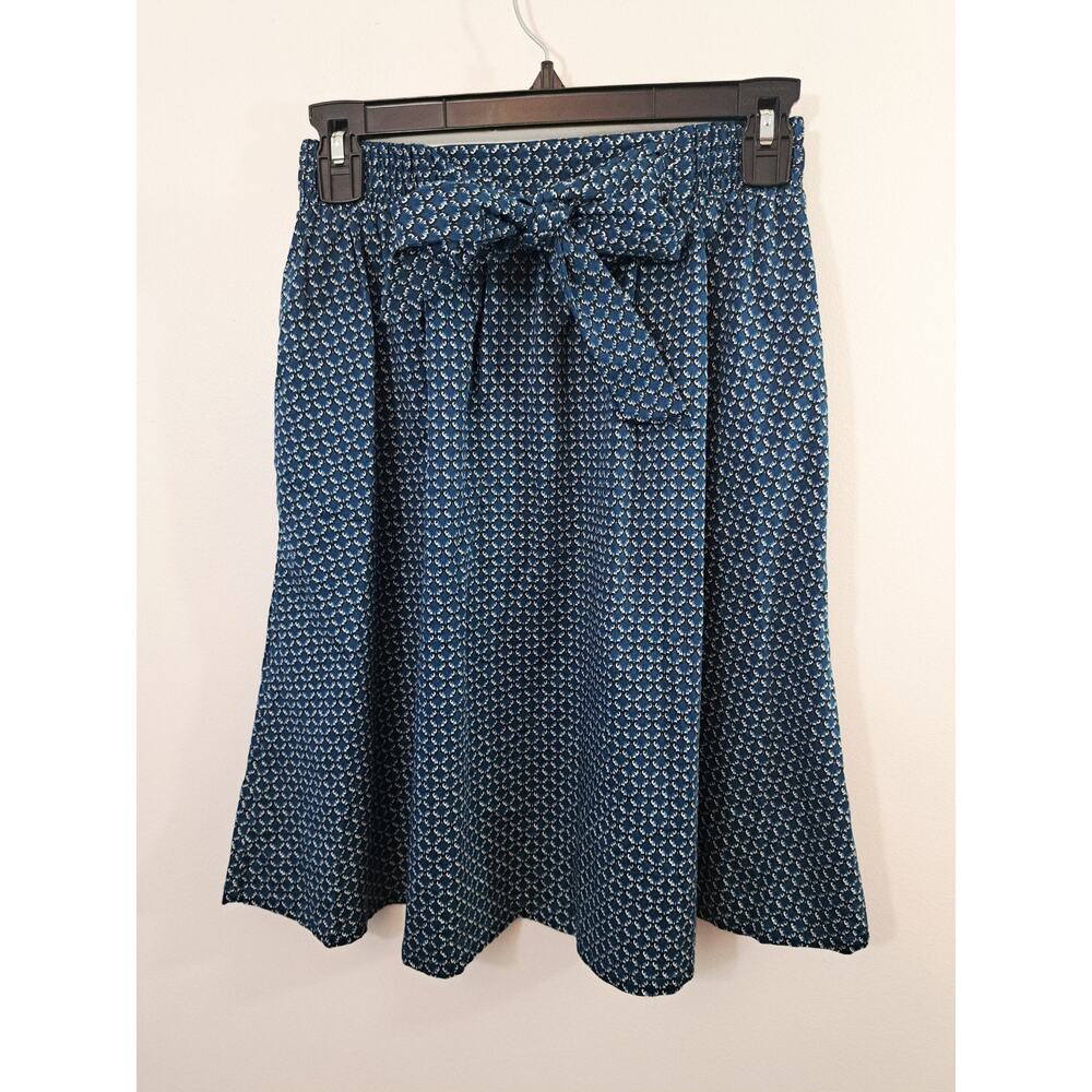 H&M Women's Blue Print Pull-on Skirt In Size 6 Knee-length Pockets